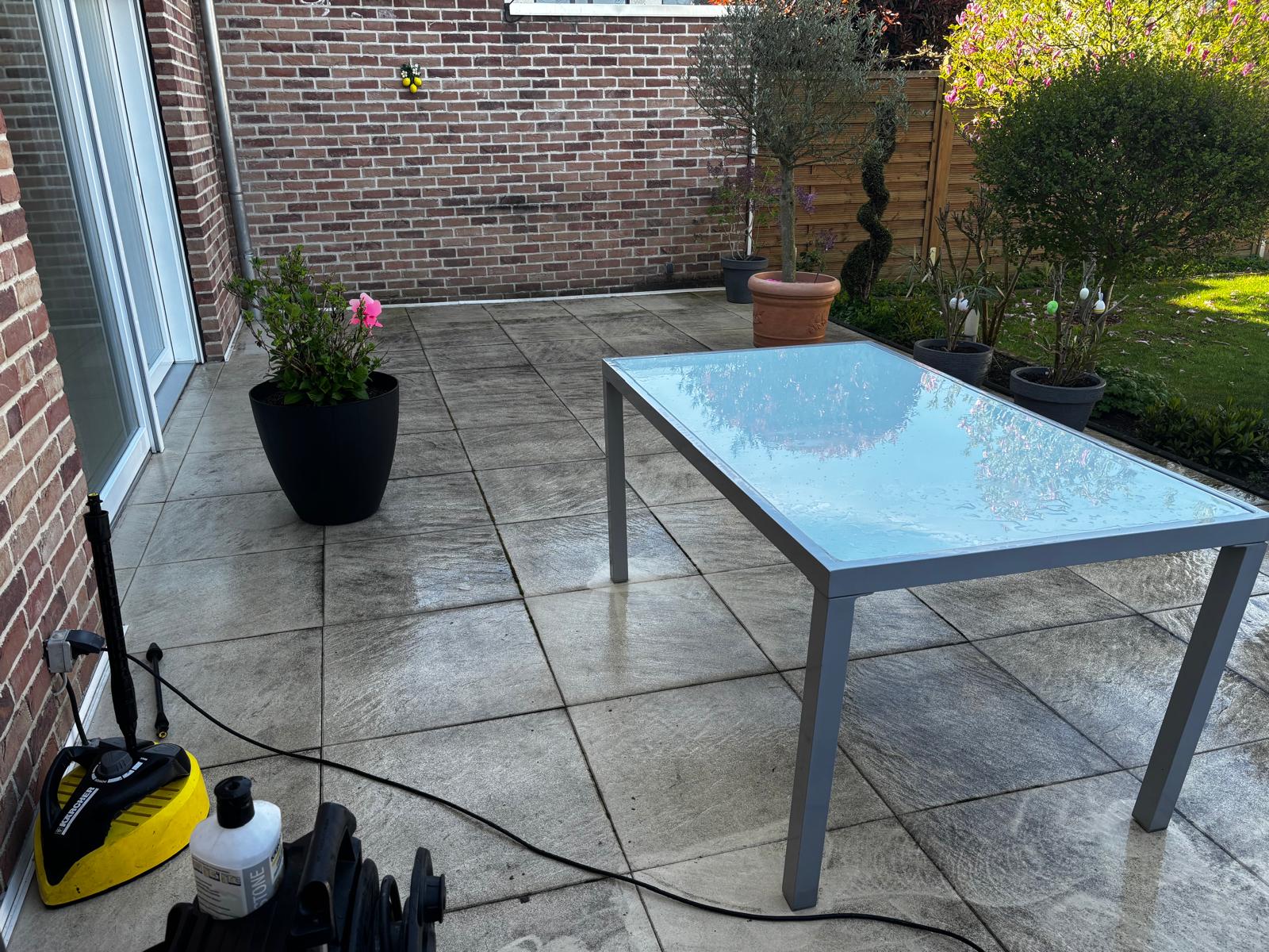 Terrassenreinigung Vorher